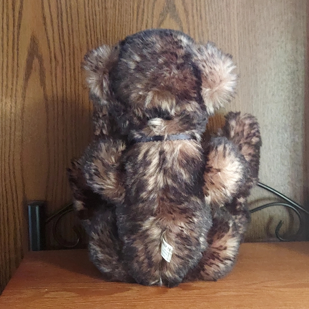 15"  "Backdraft" Brown Collector's Bear - Picture 3 of 16